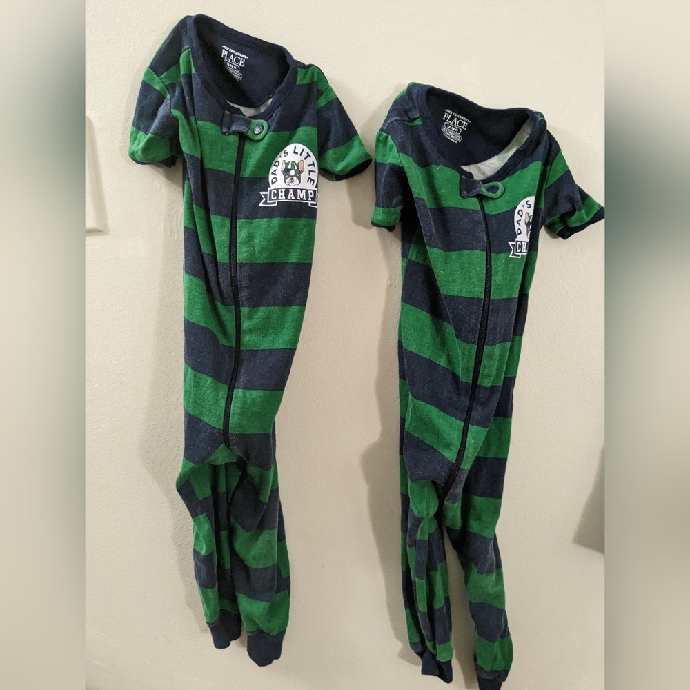 12-18 month The childrens place  2set twin onesies